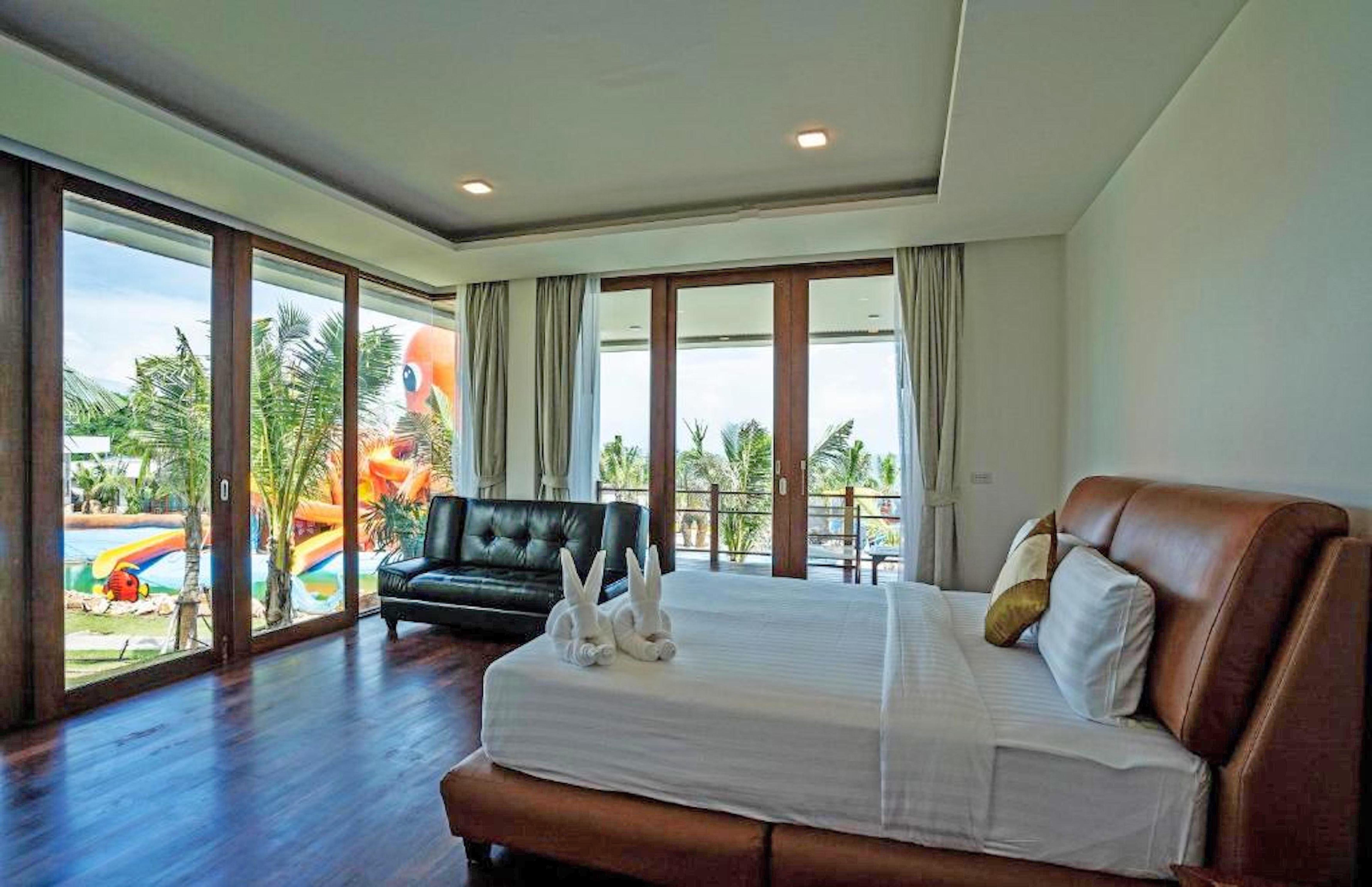 Phi Phi Mountain Beach Resort Sha Certified Exterior photo
