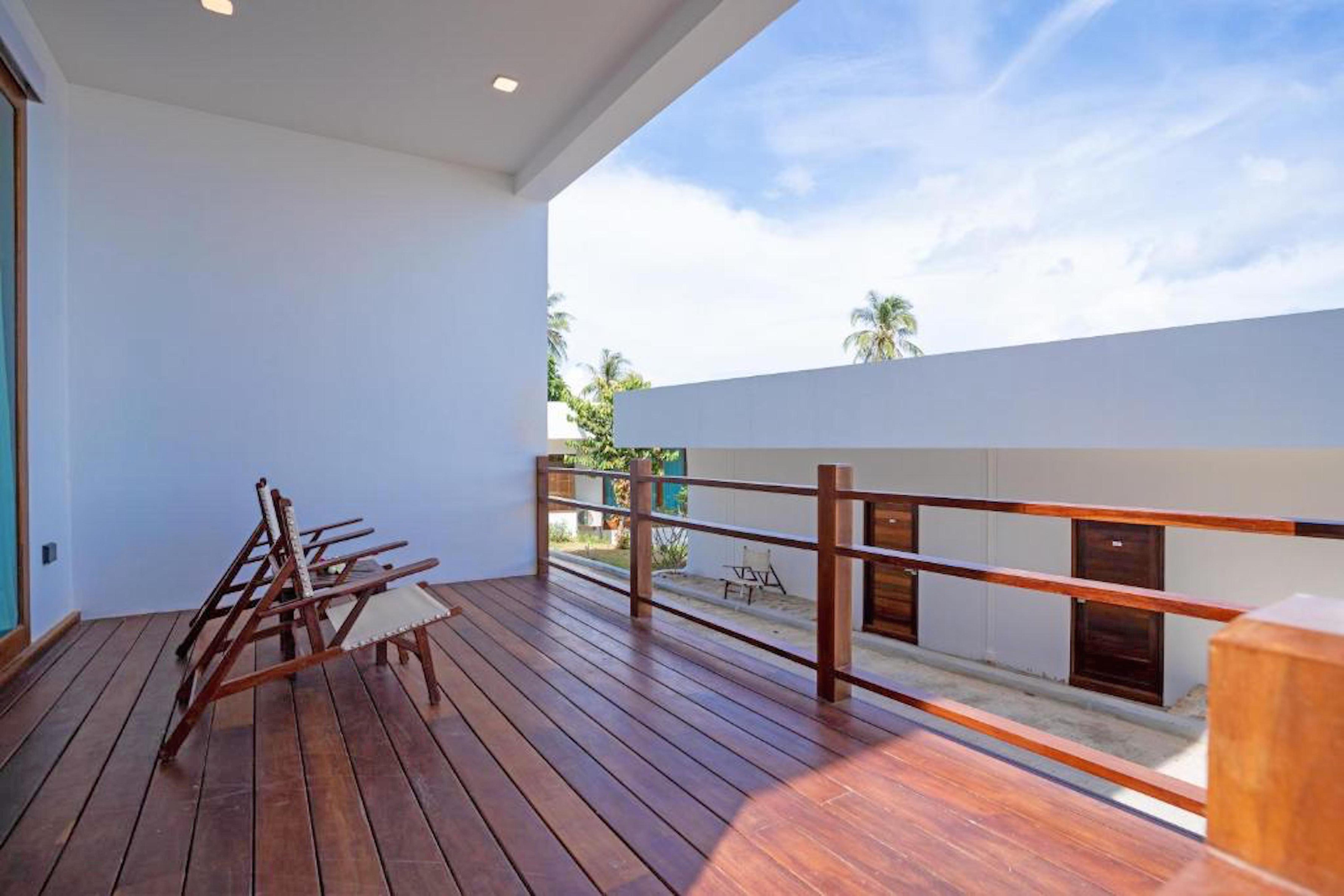 Phi Phi Mountain Beach Resort Sha Certified Exterior photo