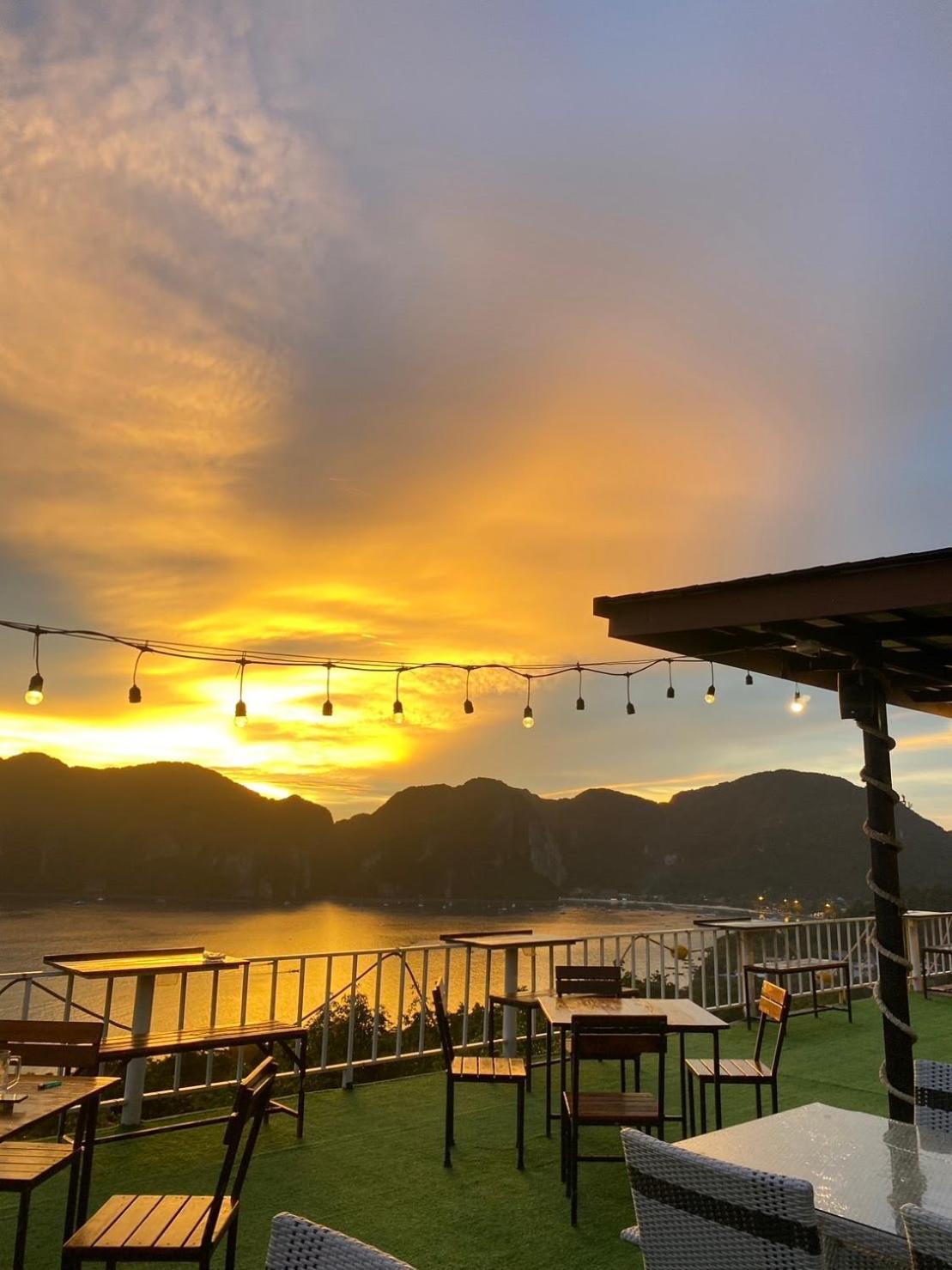 Phi Phi Mountain Beach Resort Sha Certified Exterior photo